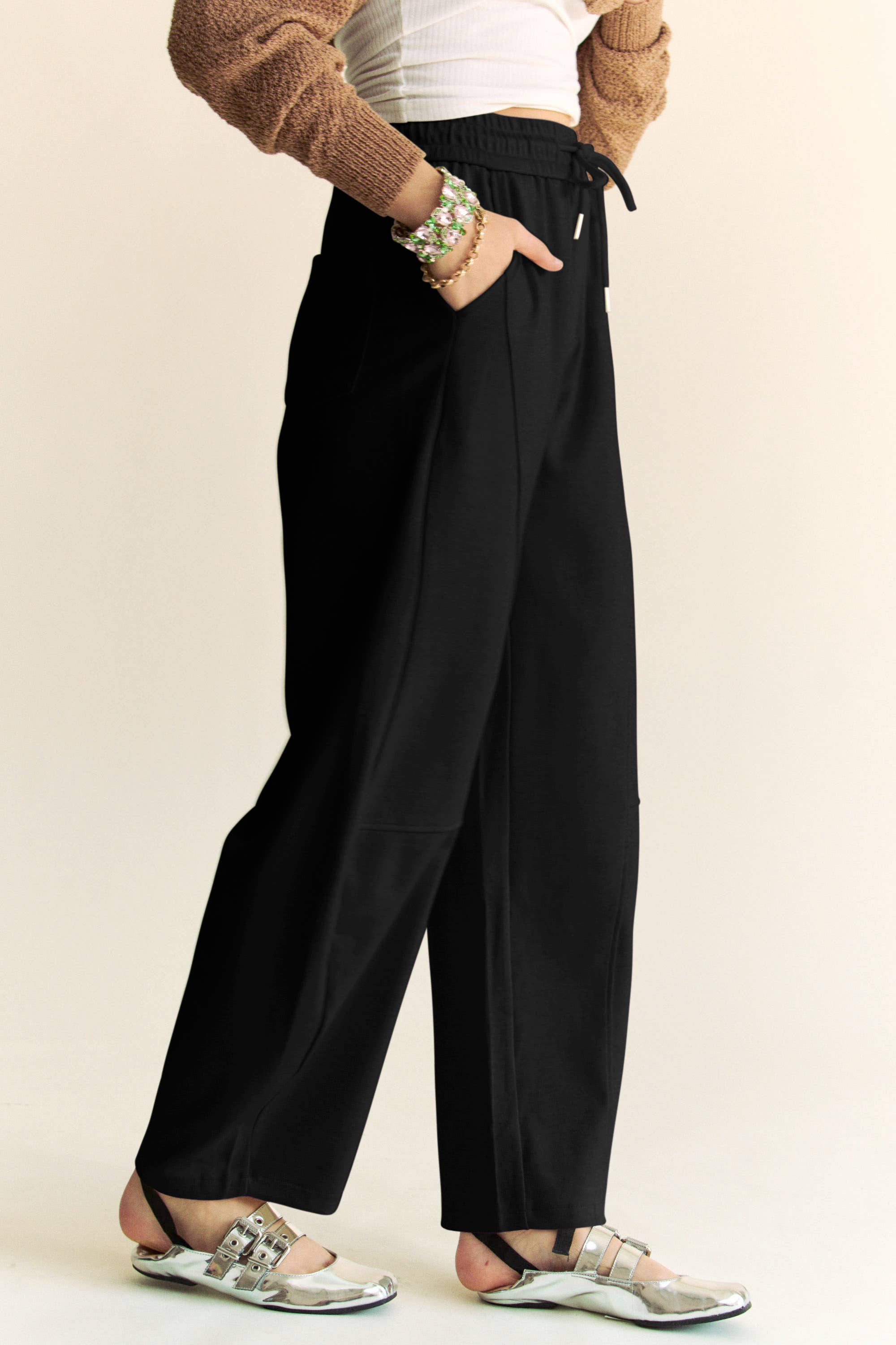 Women’s Elastic Waist Long Barrel Pants with Pockets | Relaxed Fit Everyday Trousers