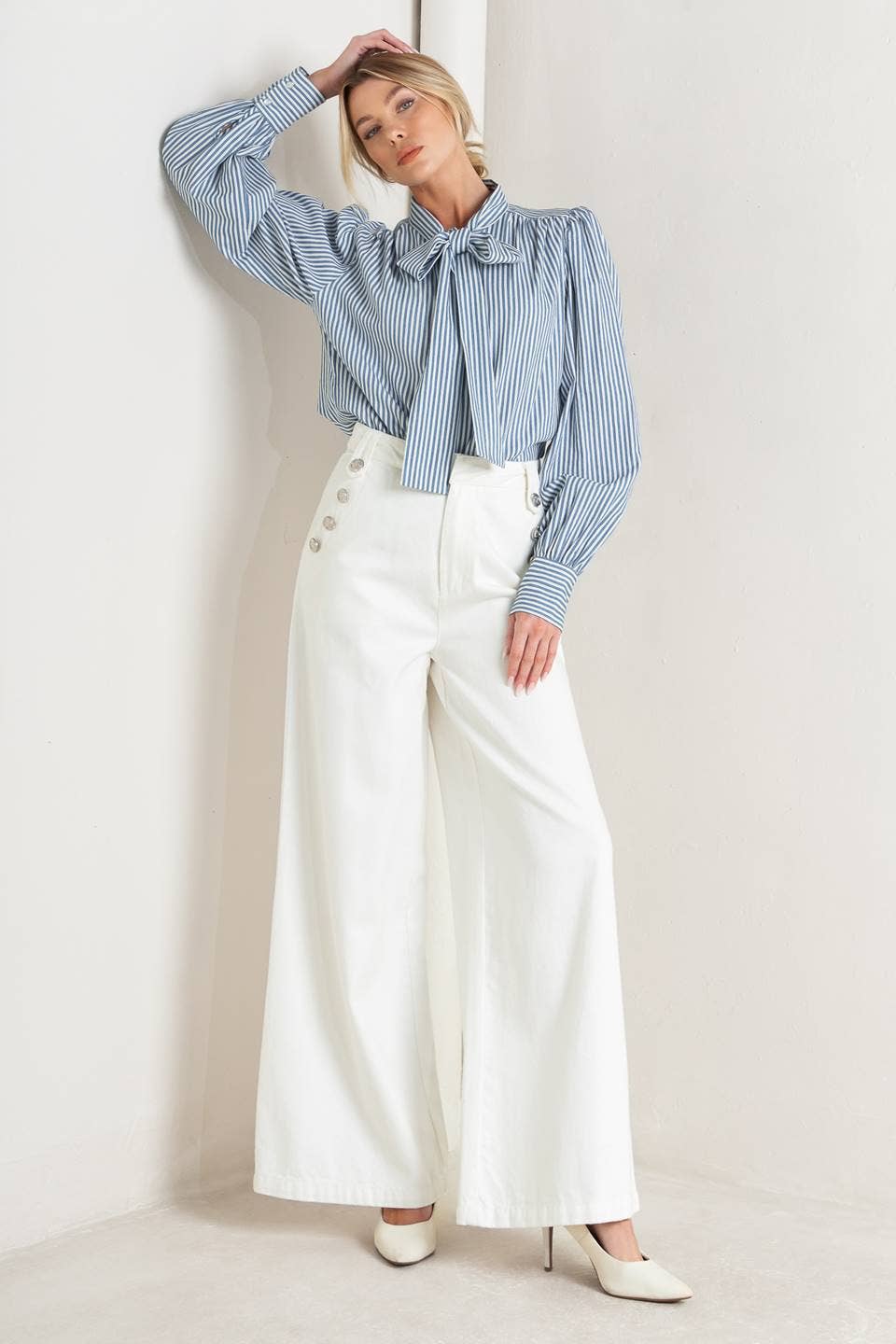 A striped woven top - FT1759B