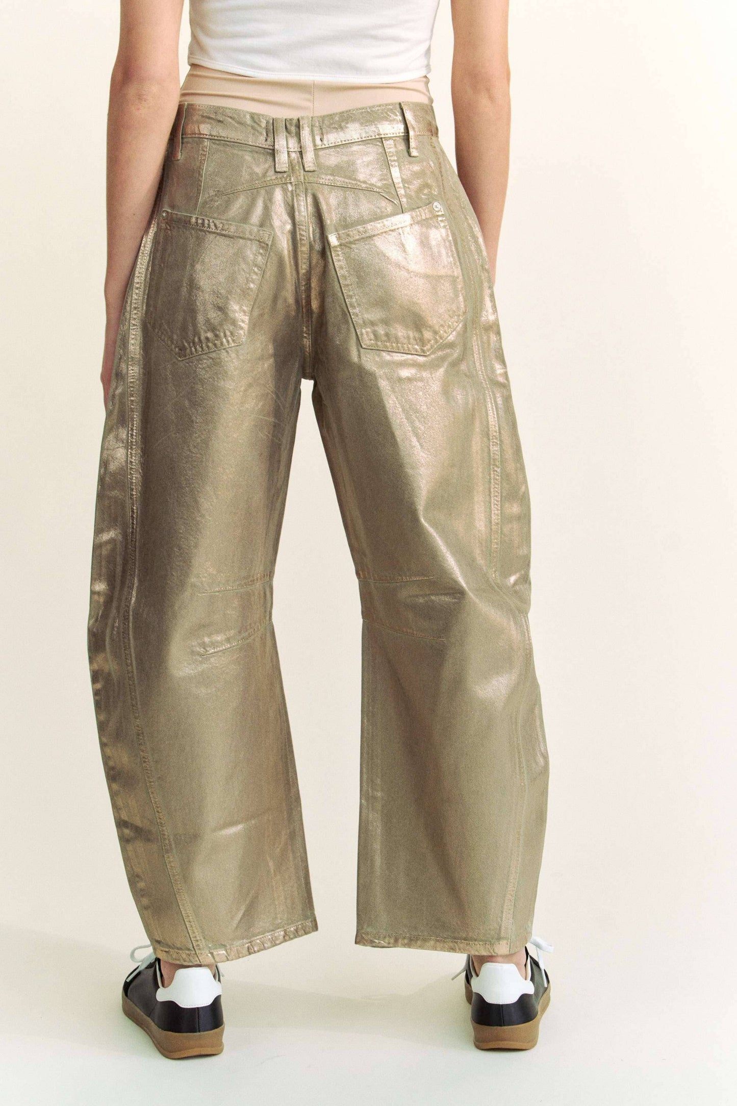 STRUCTURED BARREL LEGS RETRO GOLD FOILED JEANS