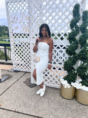 Romance Her White Dress
