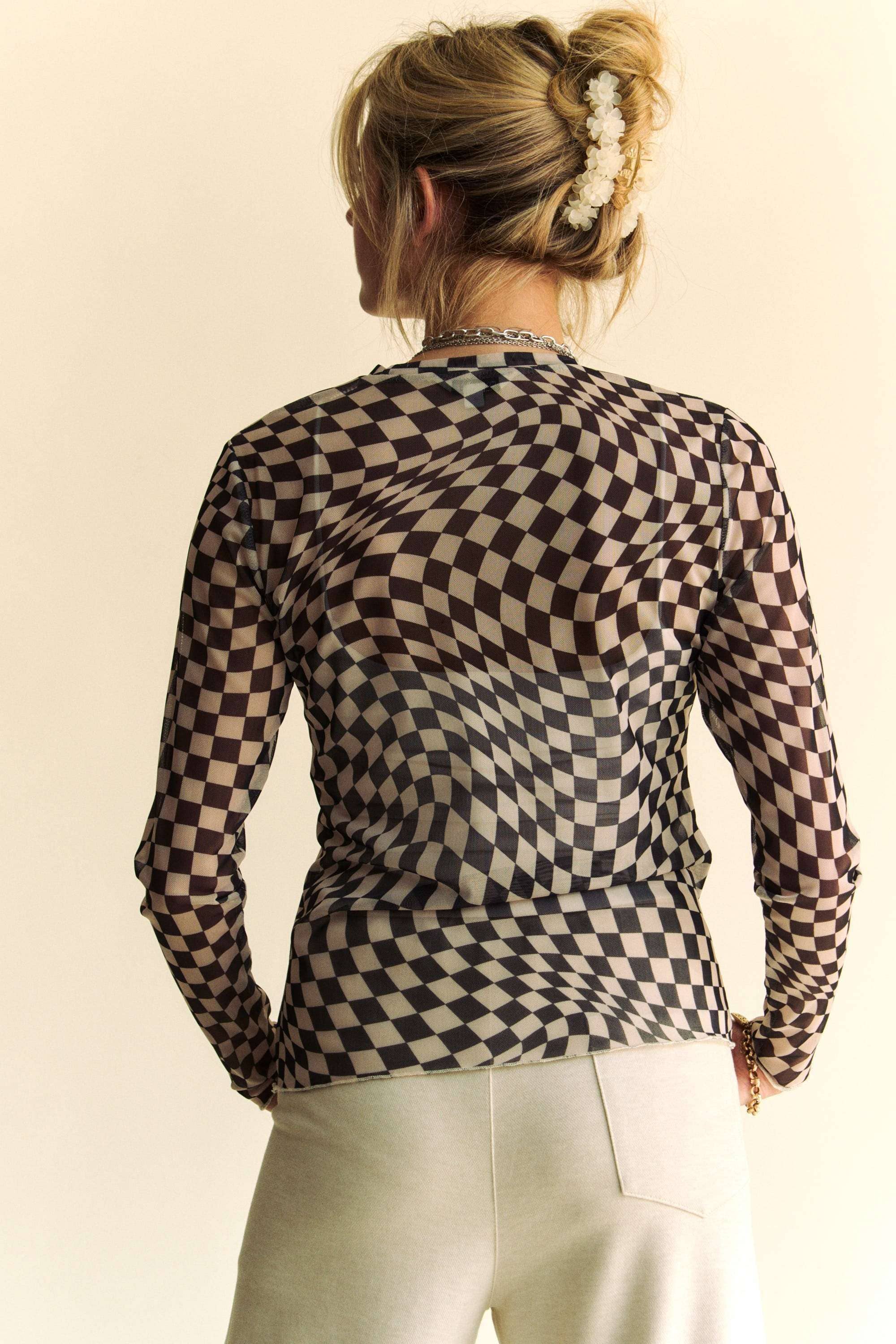 CHECKER BOARD MESH LONG SLEEVE LAYERING TOP
