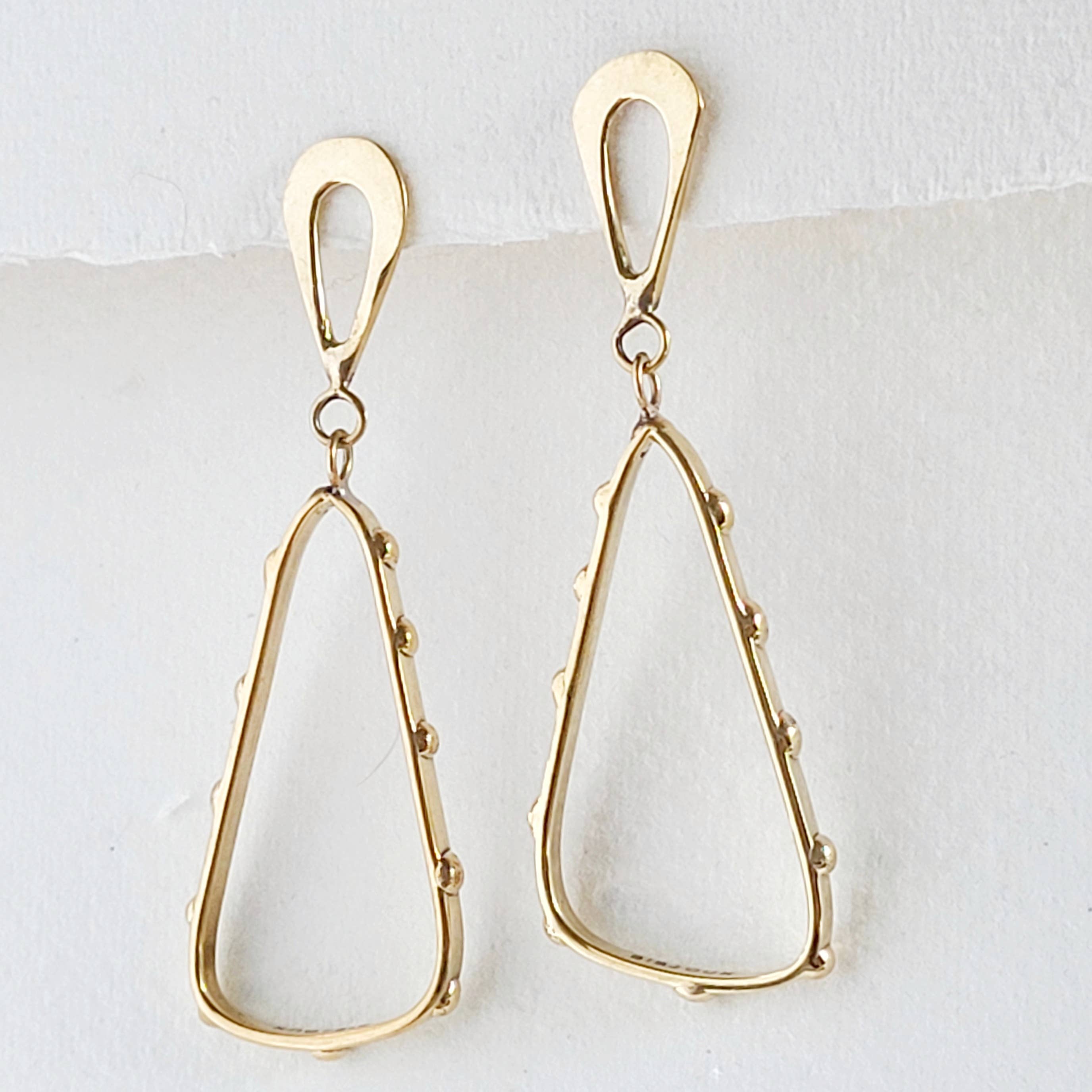 Brass droplet organic form long hoop earrings