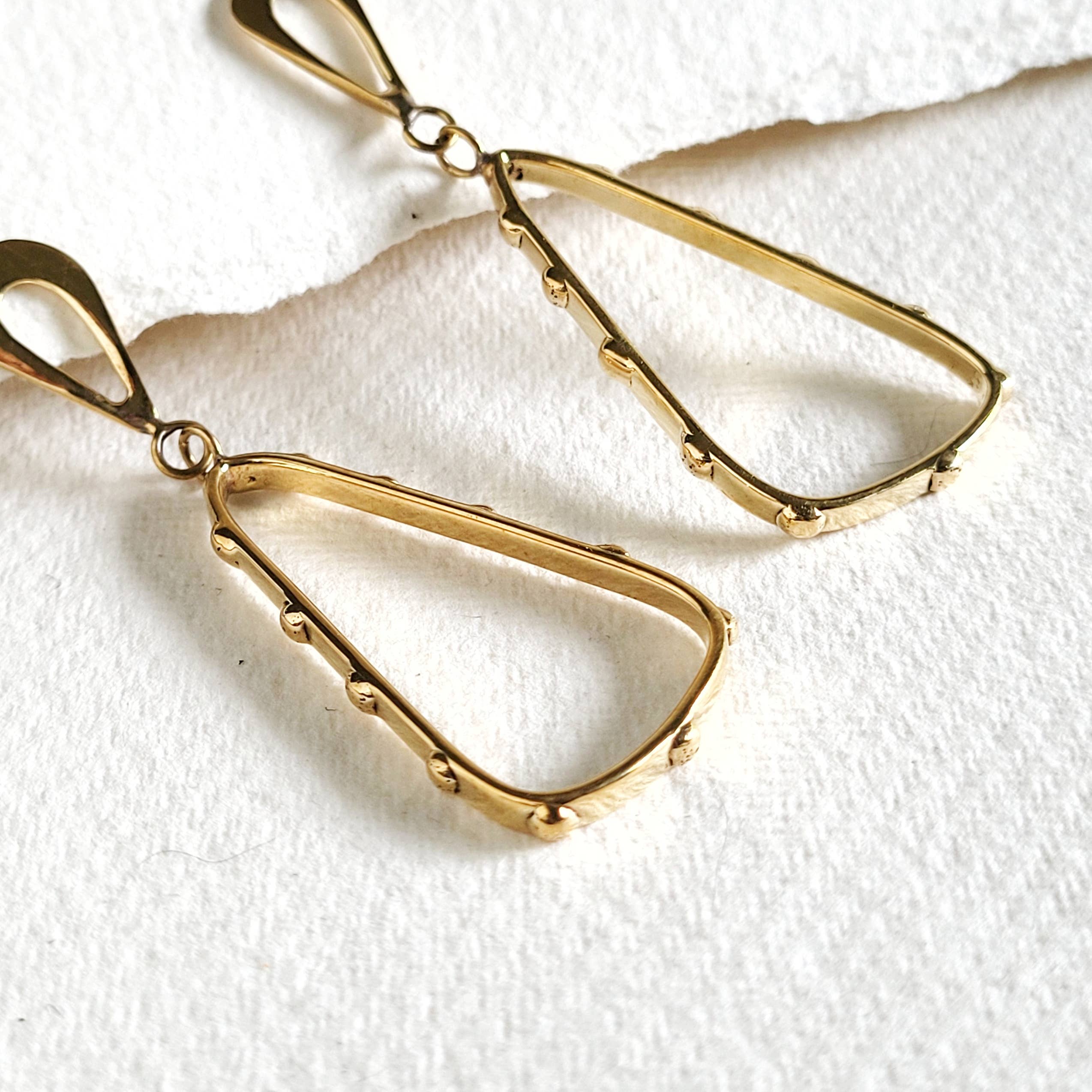Brass droplet organic form long hoop earrings