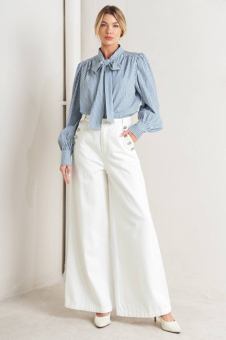 A striped woven top - FT1759B